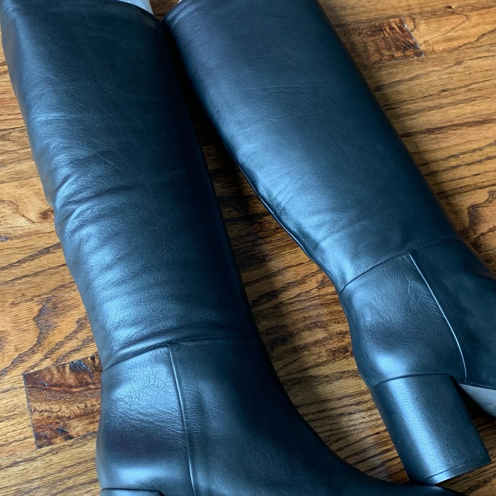NWT Tory Burch boots black (10% off today only)